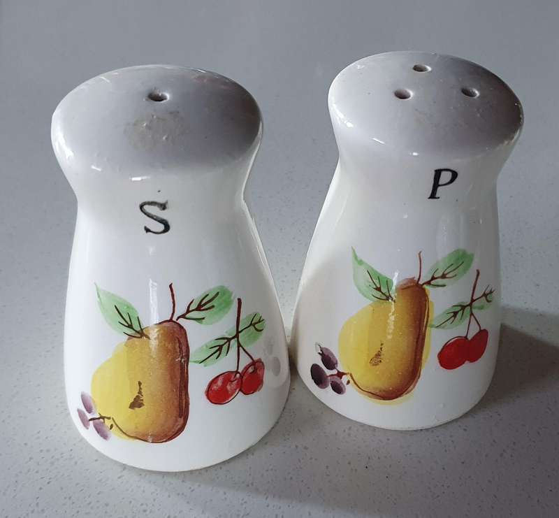 SALT and PEPPER SET - as per photo
