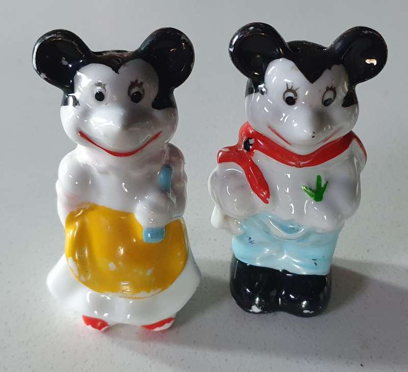 SALT and PEPPER SET - Mickey and Minnie mouse figurines as per photo