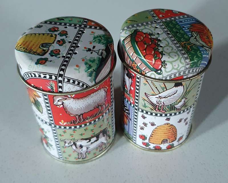 SALT and PEPPER tin set - as per photo