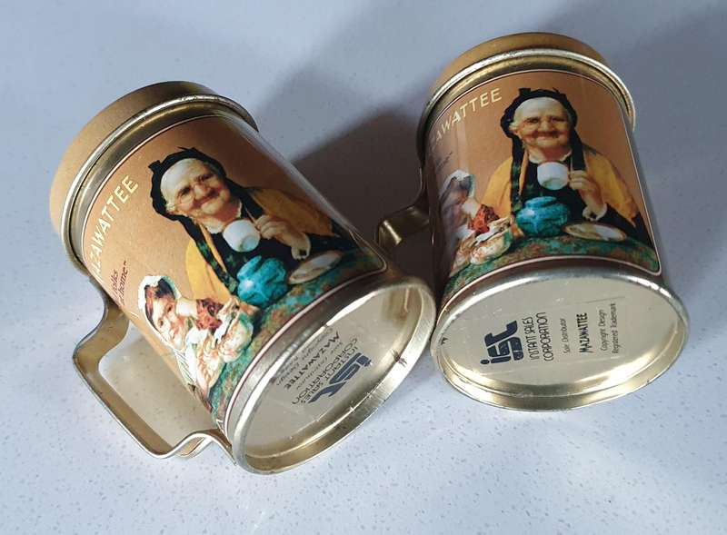 SALT and PEPPER tin set - as per photo