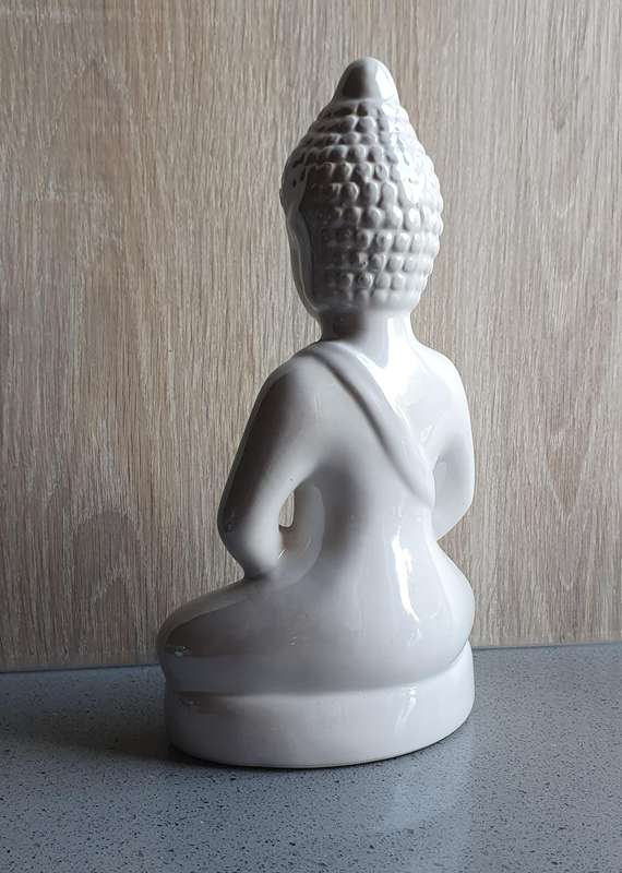 Budha figurine - as per photo