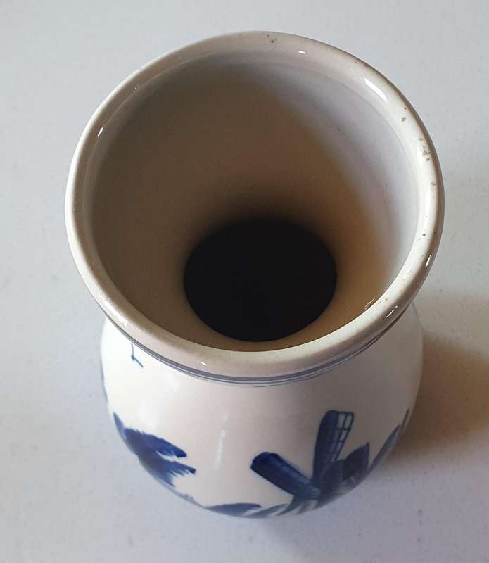 Blue and white vase - as per photo
