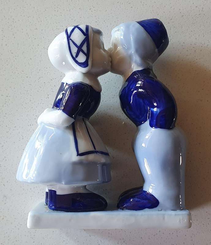 Blue and white figurine - as per photo