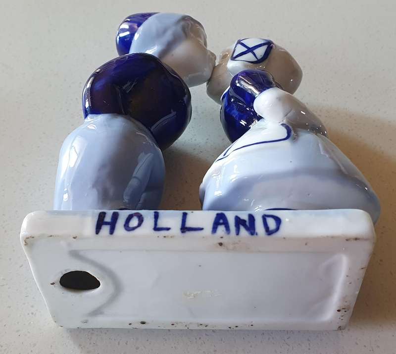 Blue and white figurine - as per photo