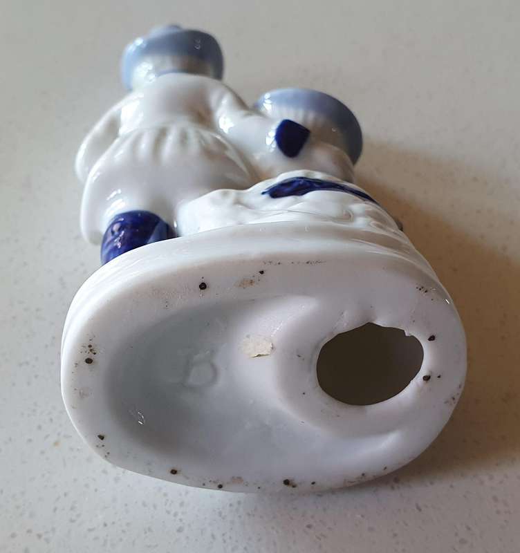 Blue and white figurine - as per photo