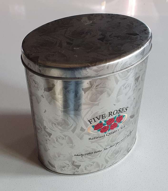 FIVE ROSES tea tin as per photos