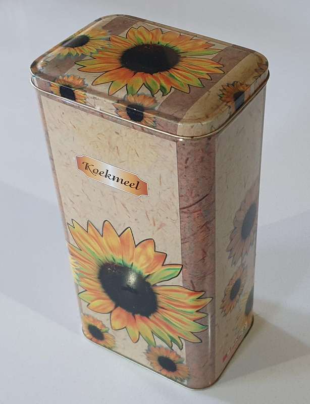 Sunflower Cake Flour tin as per photo.