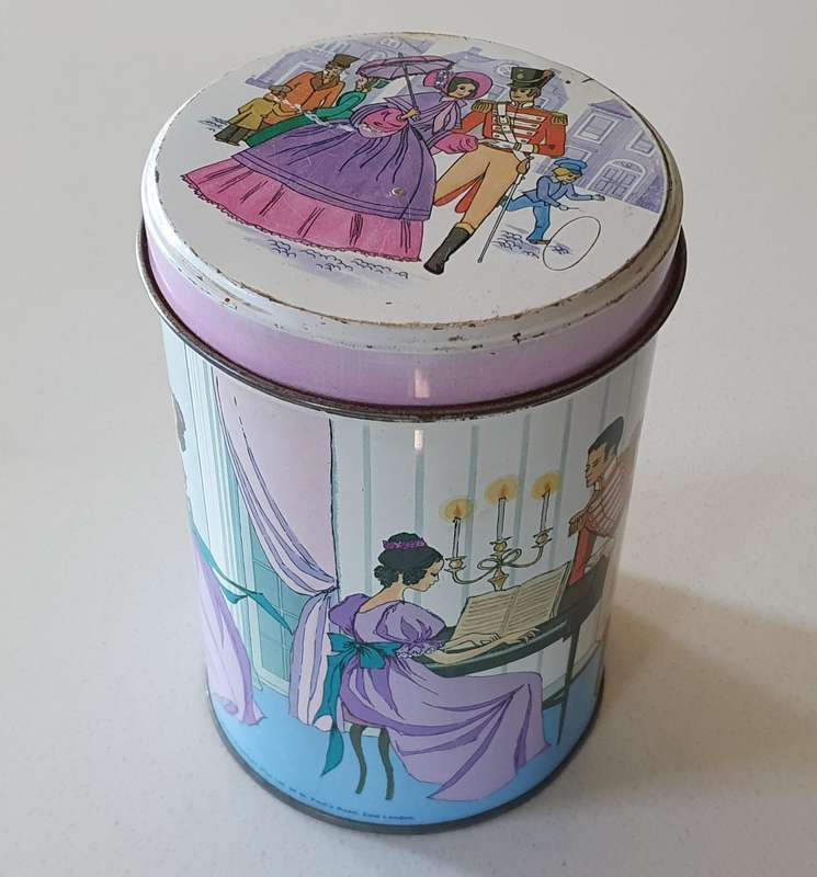 QUALITY STREET tin as per photo.