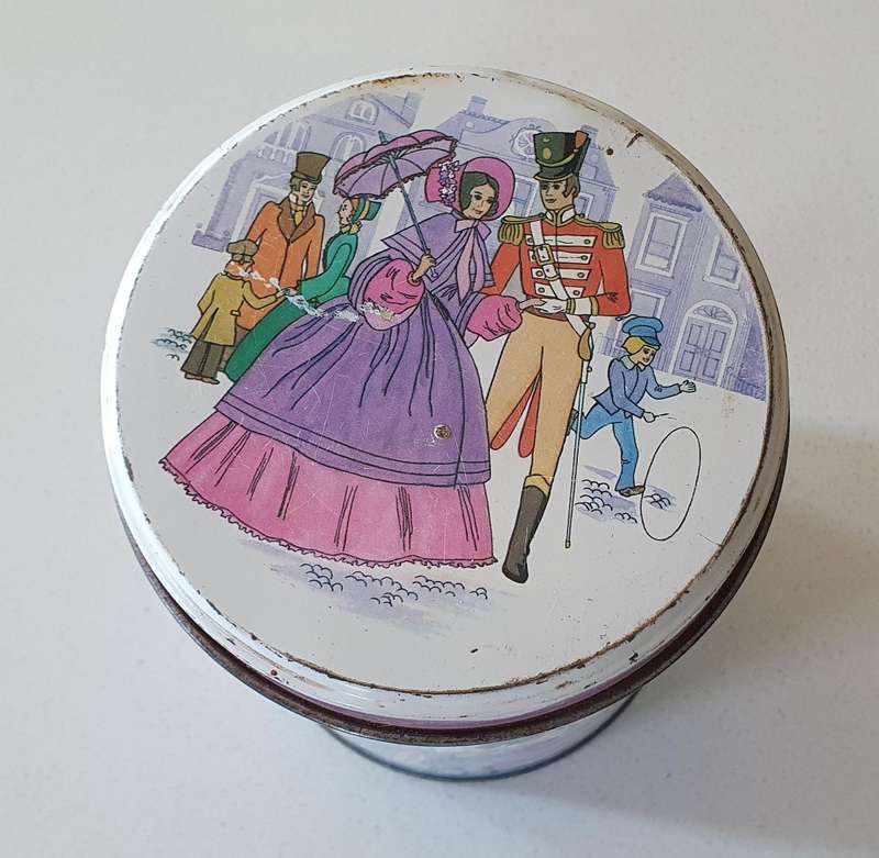 QUALITY STREET tin as per photo.