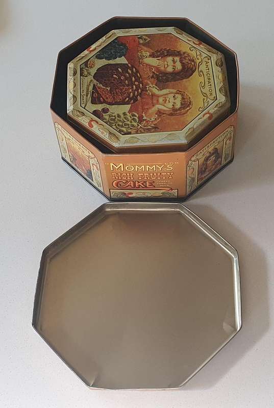 2x MUMMY'S RICH FRUITY CAKE tin as per photo.