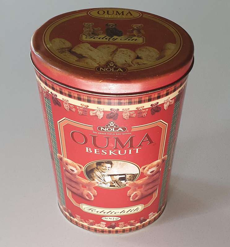 OUMA RUSKS TEDDY tin as per photo.