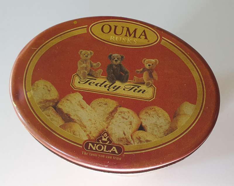 OUMA RUSKS TEDDY tin as per photo.
