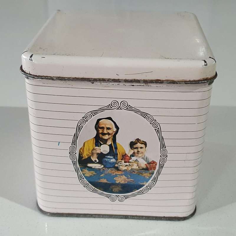 MAZAWATTEE TEA tin as per photos