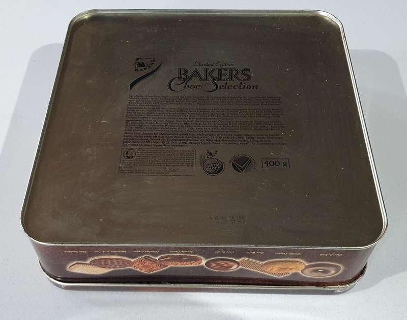 BAKERS tin as per photos