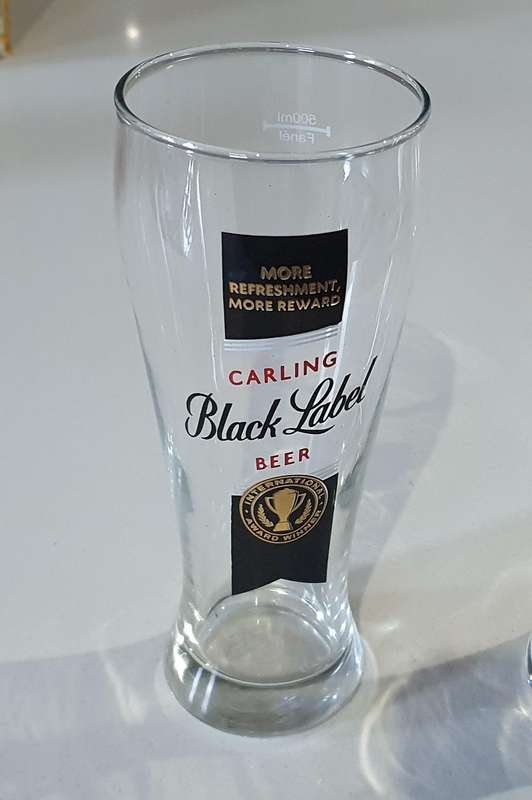 500ml CARLING BLACK LABEL BEER GLASS as per photos