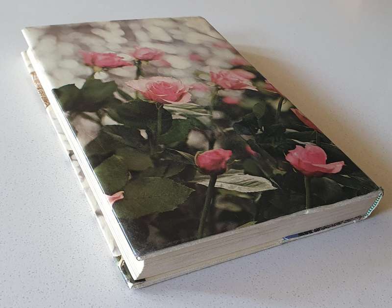 Onse Mimi by Wouter de Wet, hard cover, first edition nr.96 of 200 - signed by Mimi Coertse