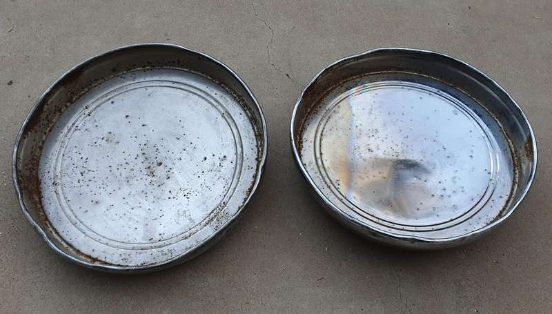 2 Vintage wheel hubcap as per photo