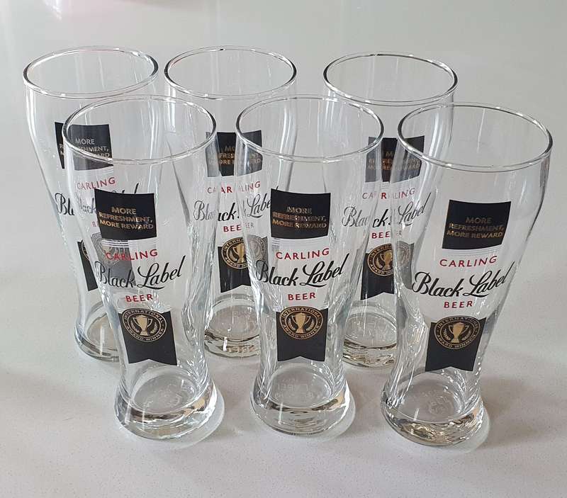 Set of 6 x 500ml CARLING BLACK LABEL BEER GLASSES as per photos