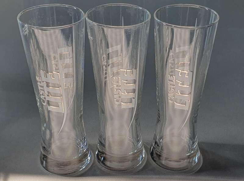 Set of 3 x 300ml CASTLE LITE BEER GLASSES as per photos