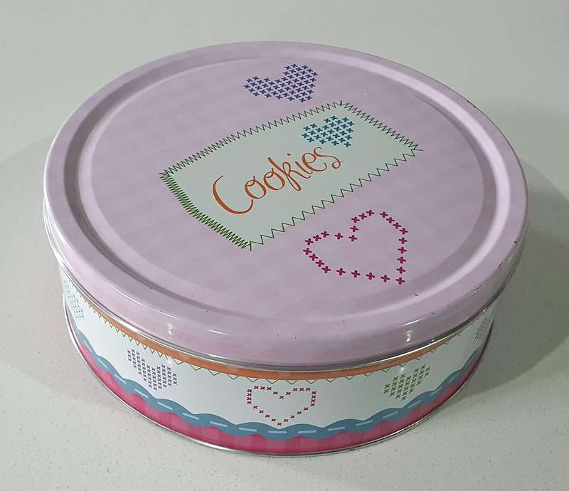 Cookies tin as per photo