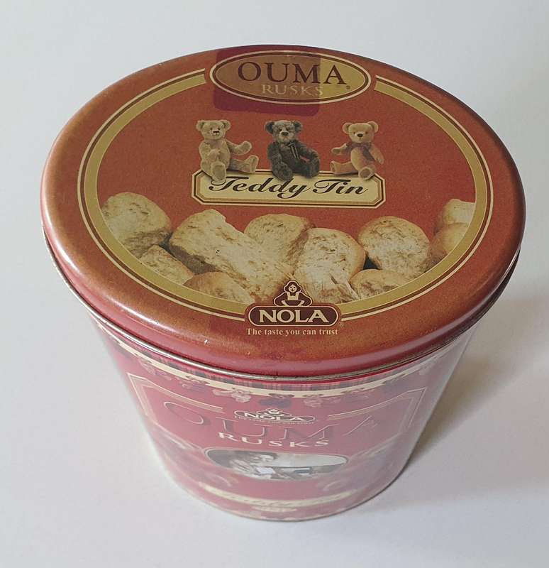 OUMA RUSKS teddy tin as per photo