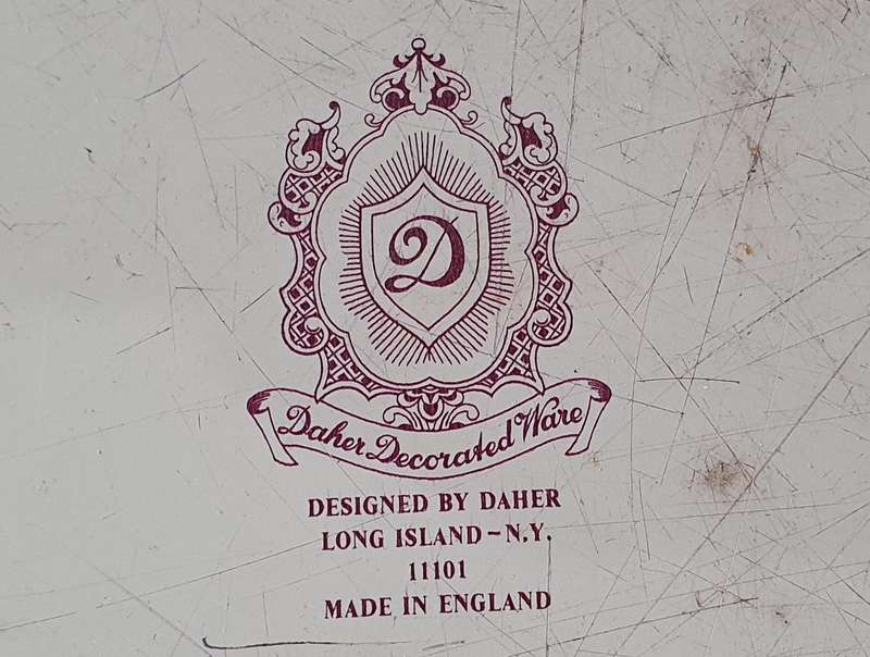 DAHER decorated ware tin tea serving tray as per photos - made in ENGLAND