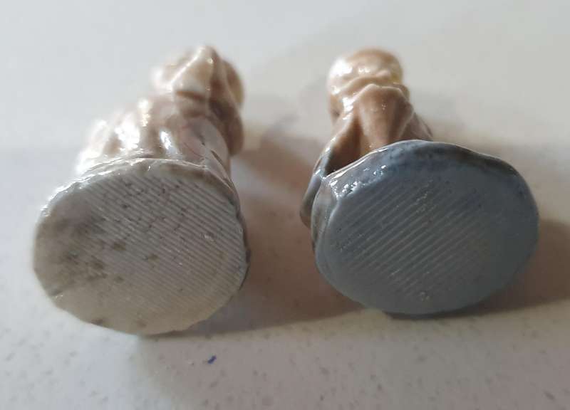 2 Miniature Wade ornament figures as per photo