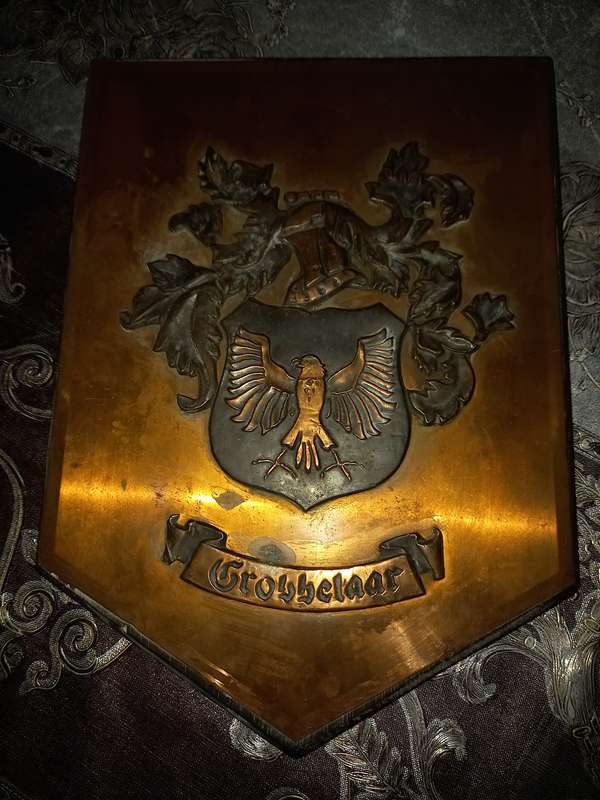 Grobbelaar heraldic crest