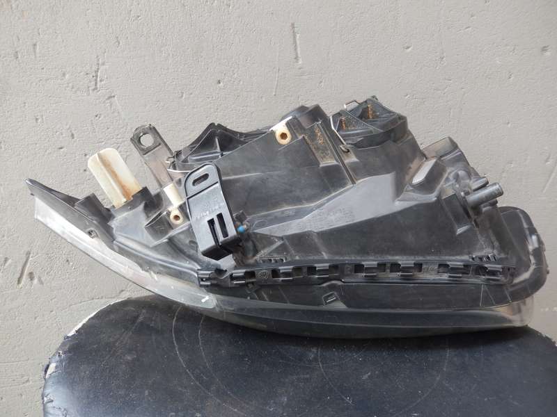 BMW 1 SeriesE81/E82/ E87/E88 Head Lamp Unit Right side 2004-2008