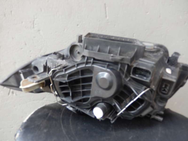 BMW 1 SeriesE81/E82/ E87/E88 Head Lamp Unit Right side 2004-2008