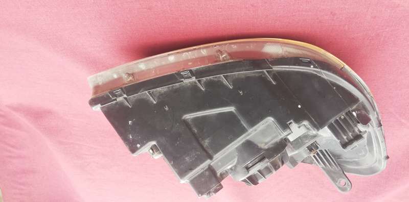 KIA RIO LEFT HEADLIGHT HALOGEN 2005-2010
