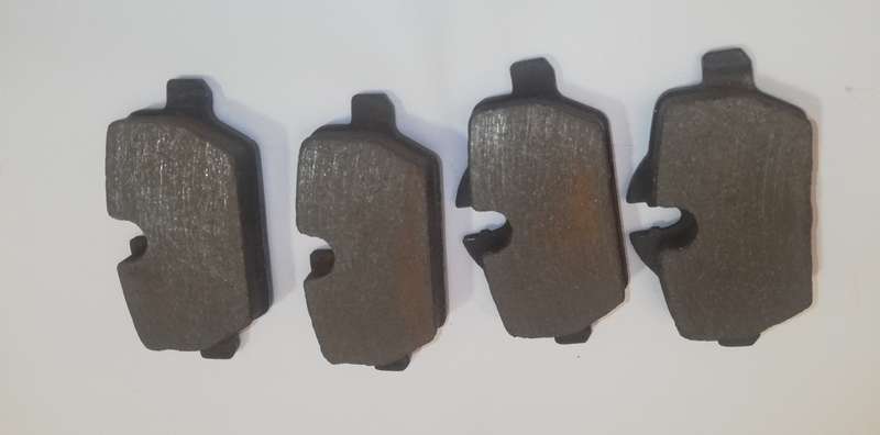BMW 116i 118i 118D E81 & E87 2004-2008 FRONT BRAKE PADS SET