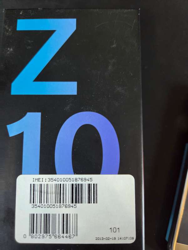 Samsung Z2 Fold plus S7 and Blackberry  with origonal boxes