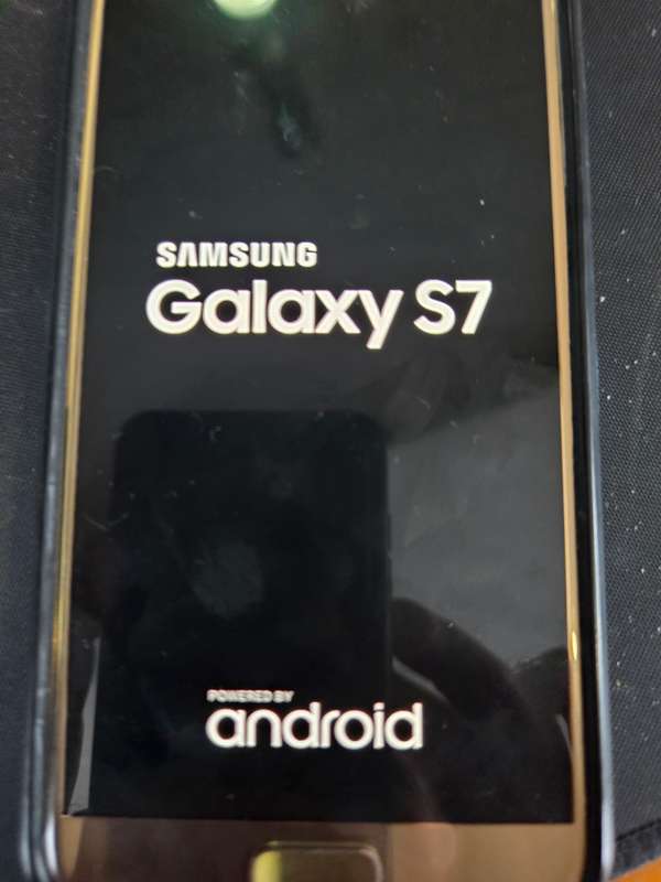 Samsung Z2 Fold plus S7 and Blackberry  with origonal boxes