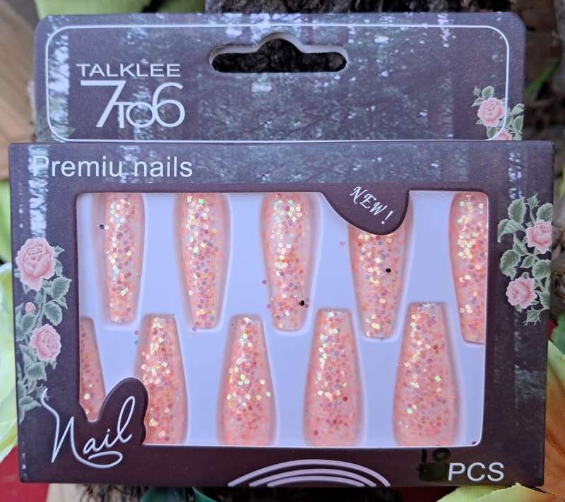Press-on Glitter Nails - 10pc Peach with Glue Dots