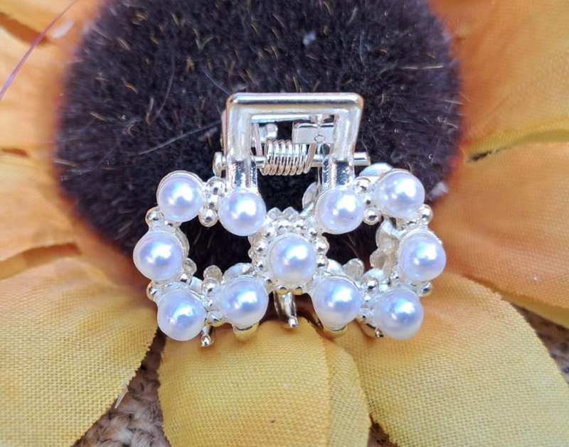 Metal Hair Clip - Small, Pearl Bow/Infinity