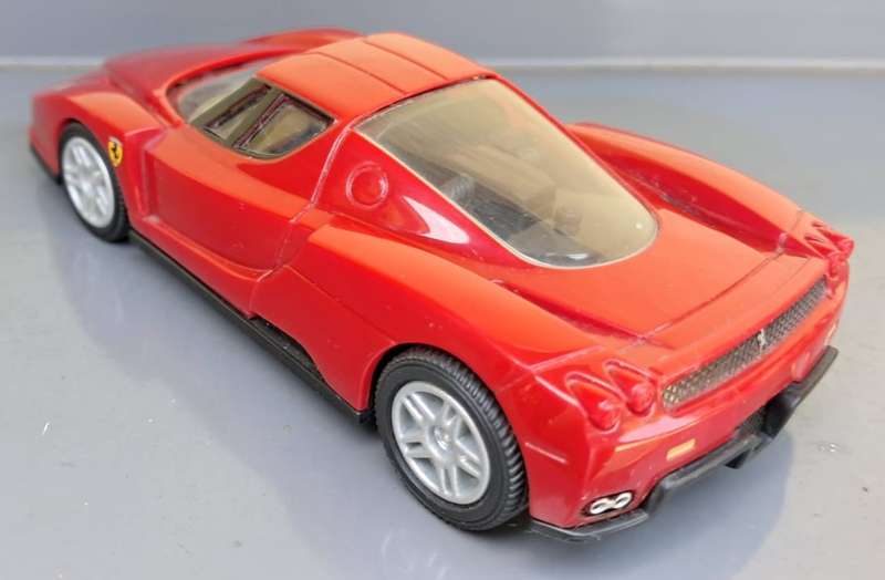Shell V-Power 1: 38 Ferrari Enzo Ferrari Pullback - Loose