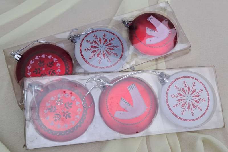 Christmas Decorations Flat Baubles Assorted 3pc - NOS