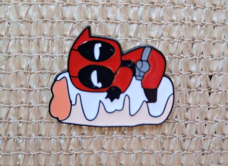 Enamel Metal Pin Badge Deadpool on Chimichanga