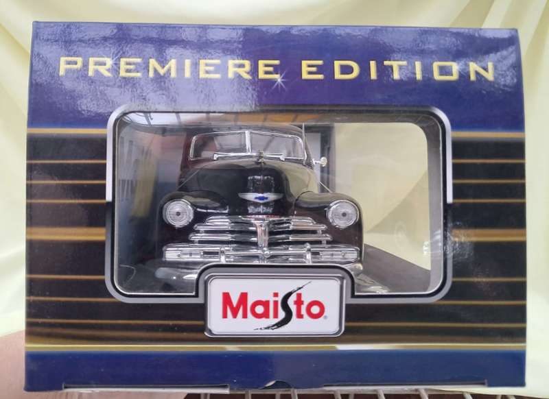 Maisto Premiere Edition 1:18 1948 Chevrolet Fleetmaster Woody