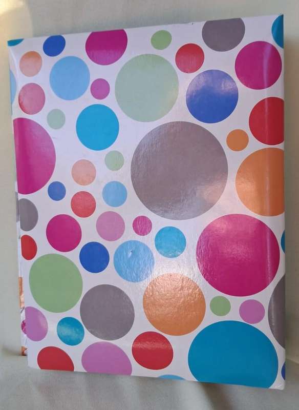 Polkadot Photo Album - 200 Photos *Missing page