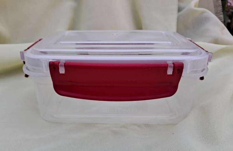 Goldex Clip Lock Container - Leakproof Red 0.5 Litre