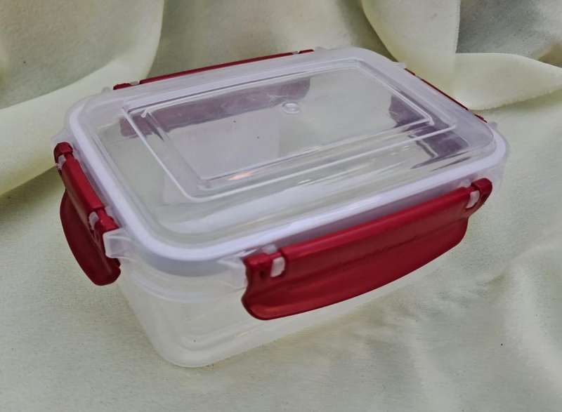 Goldex Clip Lock Container - Leakproof Red 0.5 Litre