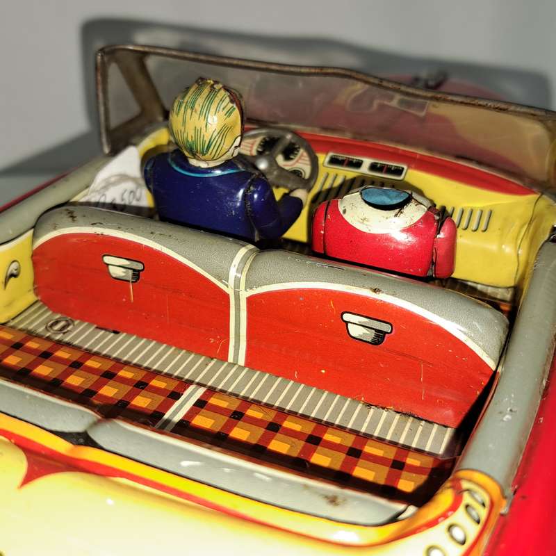Tin Tinplate Cadillac/Buick/Oldsmobile - Made in Japan
