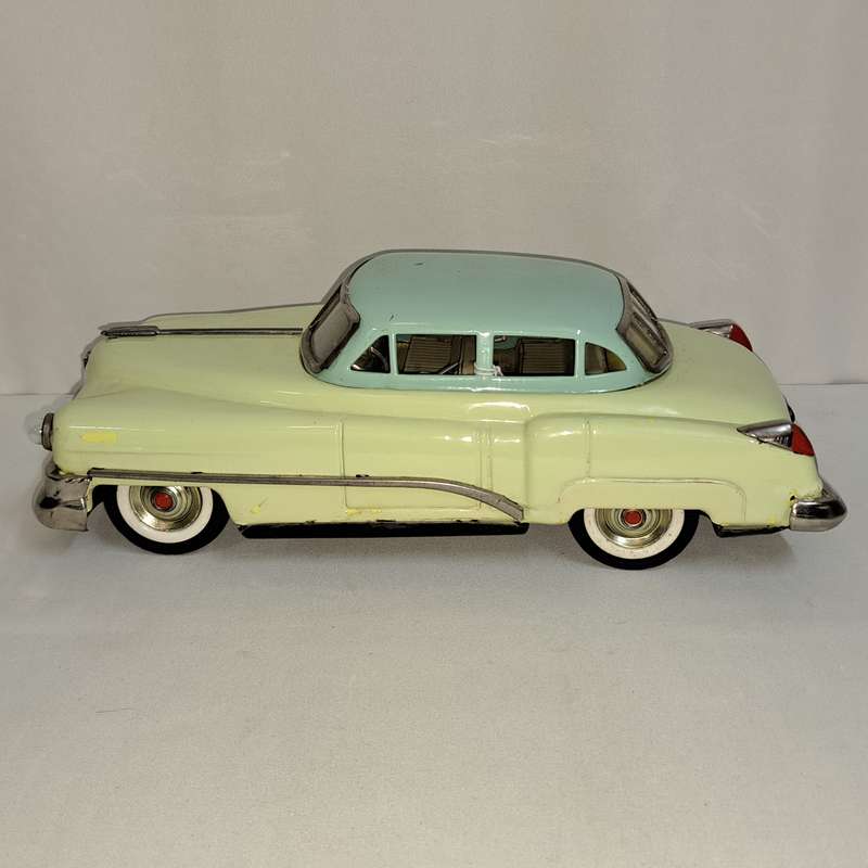 Tin Tinplate Cadillac/Buick/Oldsmobile - Made in Japan