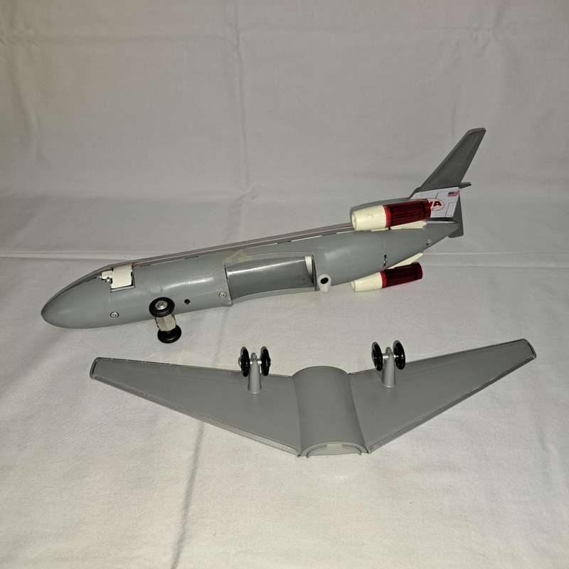 Tin Tinplate DC-9 Jet TWA Passenger Plane - No N900TW