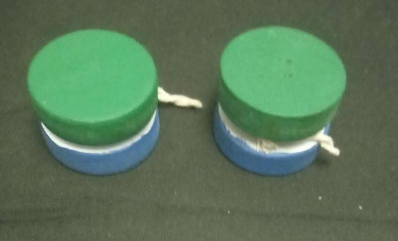x2 Wooden handmade yoyo's