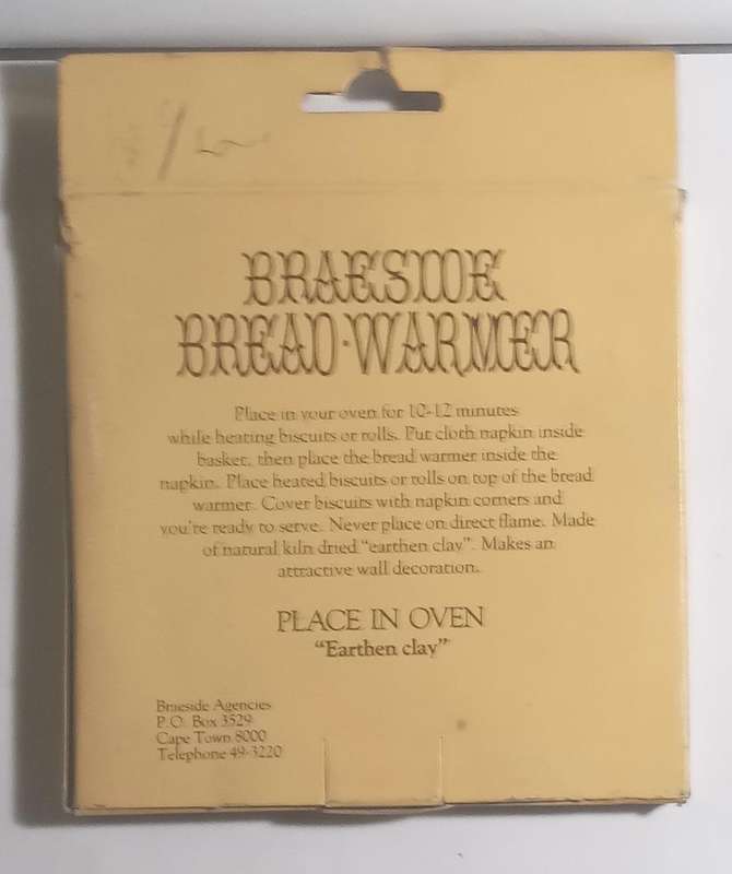 Earthen Clay Bread Warmer