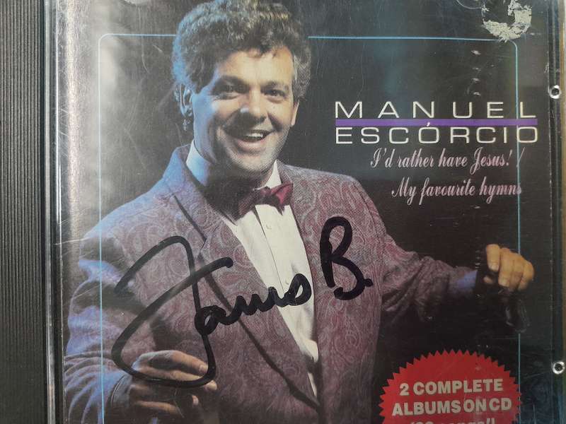 Manuel Escorcio - I'd rather have Jesus / My favourite Hymns