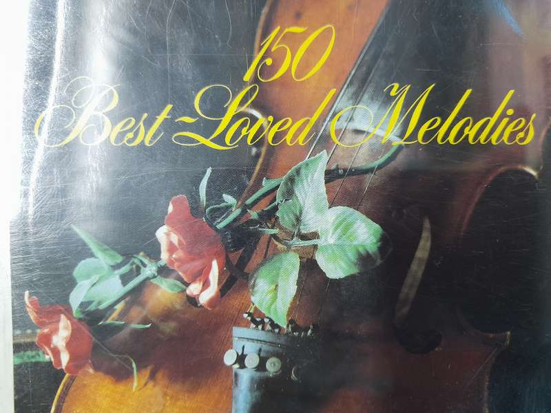 150 Best loved melodies (3 CD Set)